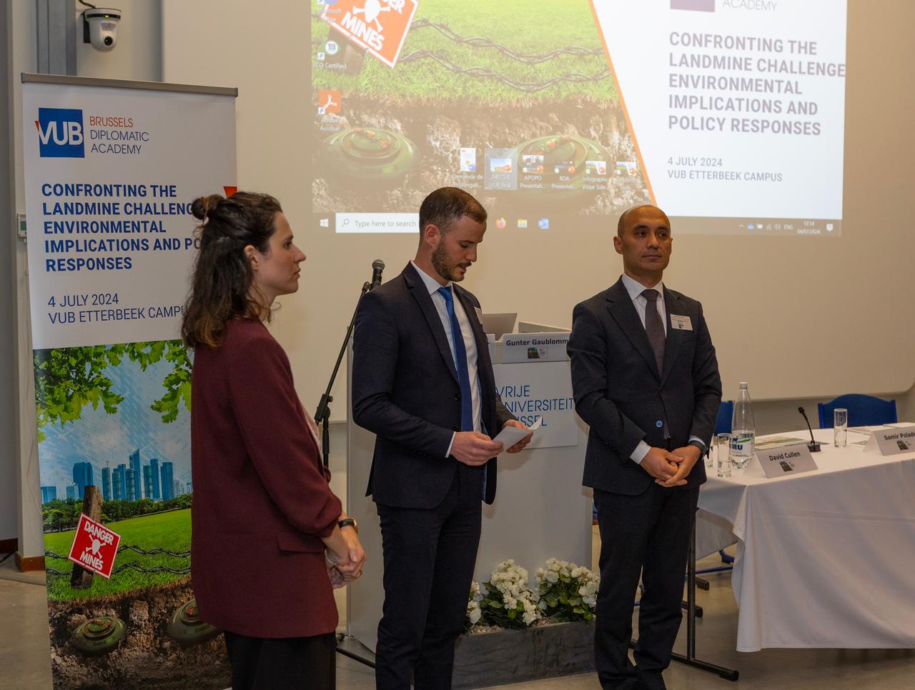 Минную проблему Азербайджана обсудили в Бельгии (ФОТО)