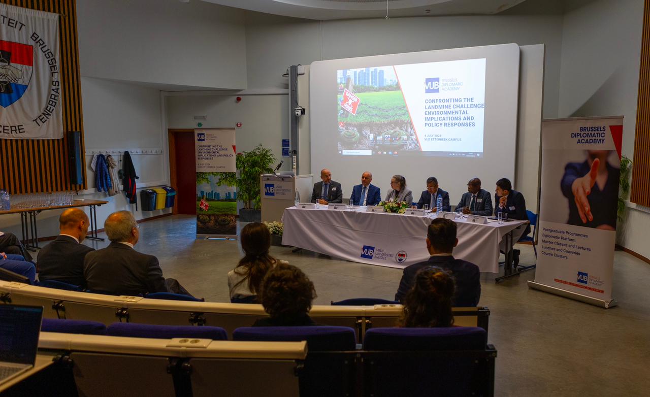 Минную проблему Азербайджана обсудили в Бельгии (ФОТО)