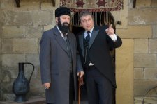 Актер театра и кино Аждар Зейналов отмечает юбилей: Давая персонажам свое дыхание (ФОТО)