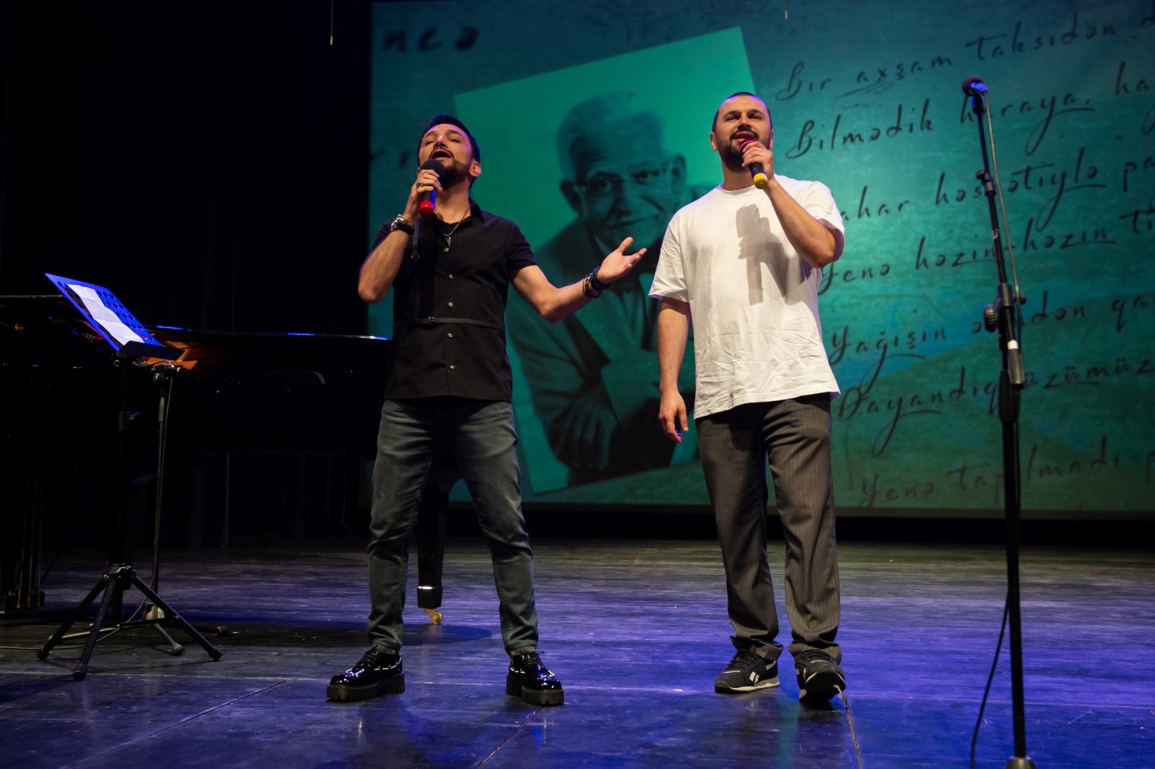 В Баку прошел вечер памяти Вагифа Самедоглу с участием известных деятелей культуры (ФОТО)