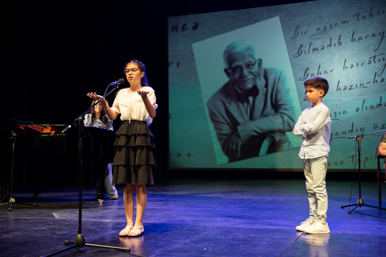 В Баку прошел вечер памяти Вагифа Самедоглу с участием известных деятелей культуры (ФОТО)