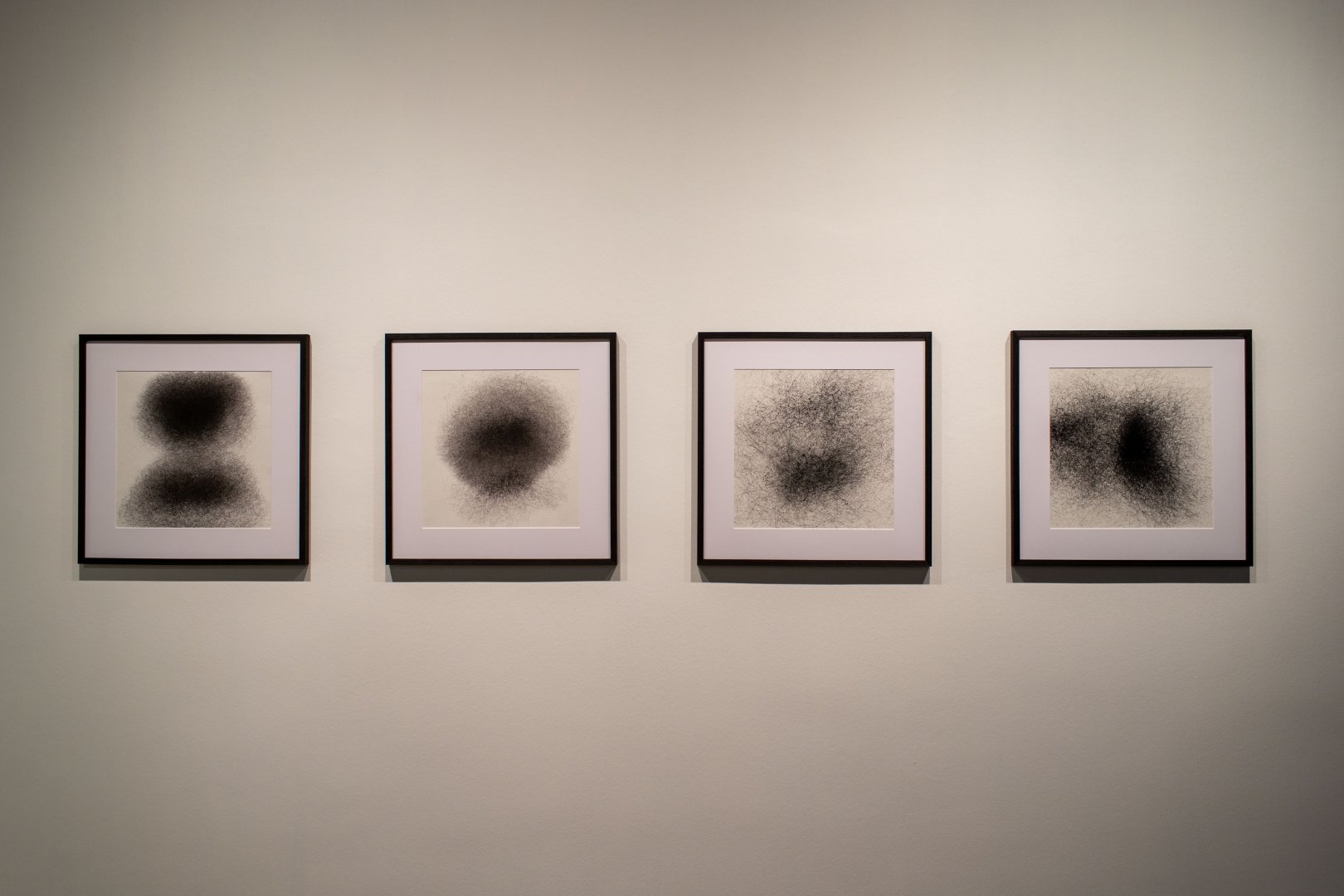 Аида Махмудова приняла участие в открытии возобновившей свою деятельность галереи YAY (ФОТО)