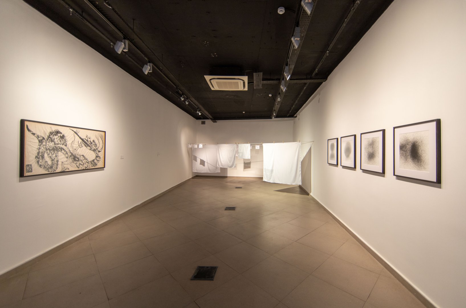 Аида Махмудова приняла участие в открытии возобновившей свою деятельность галереи YAY (ФОТО)