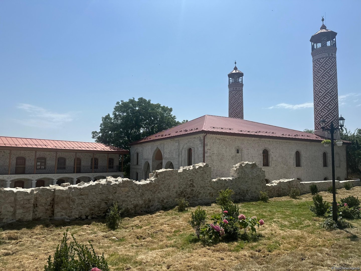 Отреставрированная мечеть Ашагы Говхар Ага в Шуше (ФОТО)