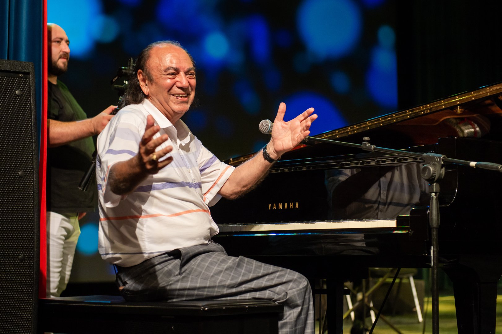 Душевный юбилей Арзу Рзаева! Джан Баку, дом родной, мы живем одной семьей…  (ФОТО)