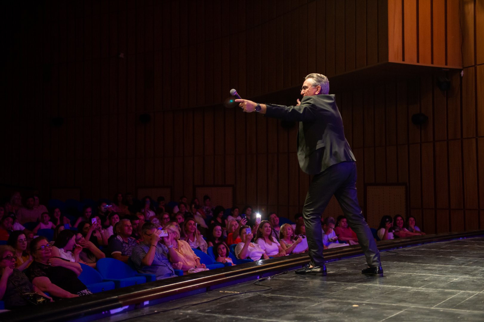 Душевный юбилей Арзу Рзаева! Джан Баку, дом родной, мы живем одной семьей…  (ФОТО)
