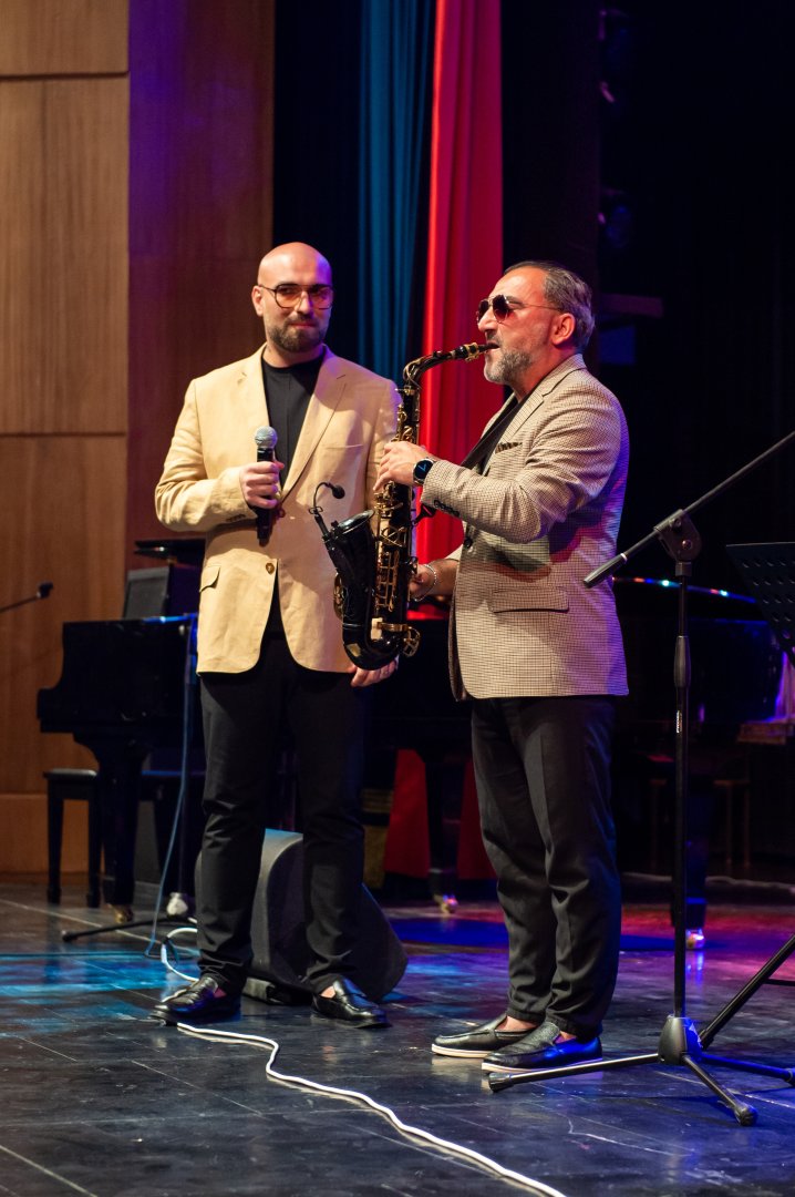 Душевный юбилей Арзу Рзаева! Джан Баку, дом родной, мы живем одной семьей…  (ФОТО)