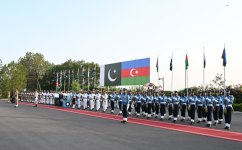 В Исламабаде состоялась церемония официальной встречи Президента Ильхама Алиева (ФОТО/ВИДЕО)