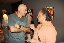 В Баку  открылась оригинальная экспозиция художницы из Грузии Барбары Асламази (ФОТО)