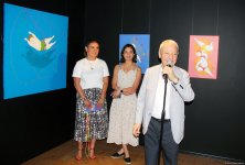 В Баку  открылась оригинальная экспозиция художницы из Грузии Барбары Асламази (ФОТО)