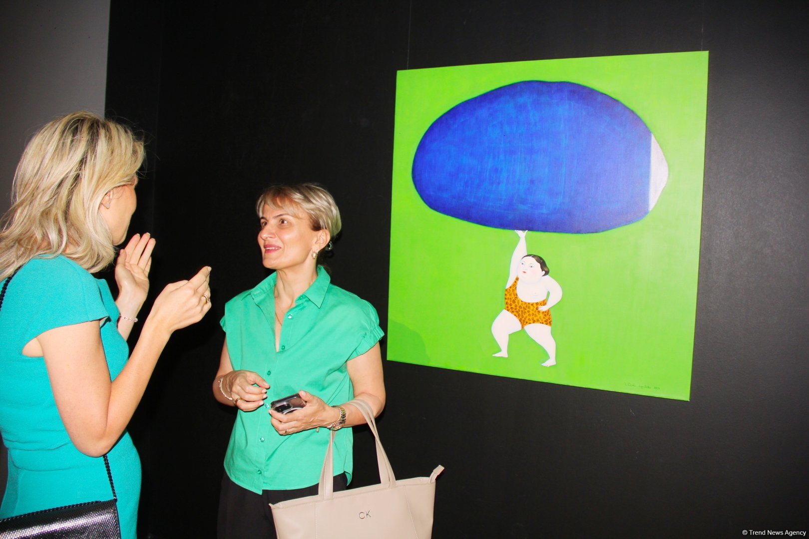 В Баку  открылась оригинальная экспозиция художницы из Грузии Барбары Асламази (ФОТО)