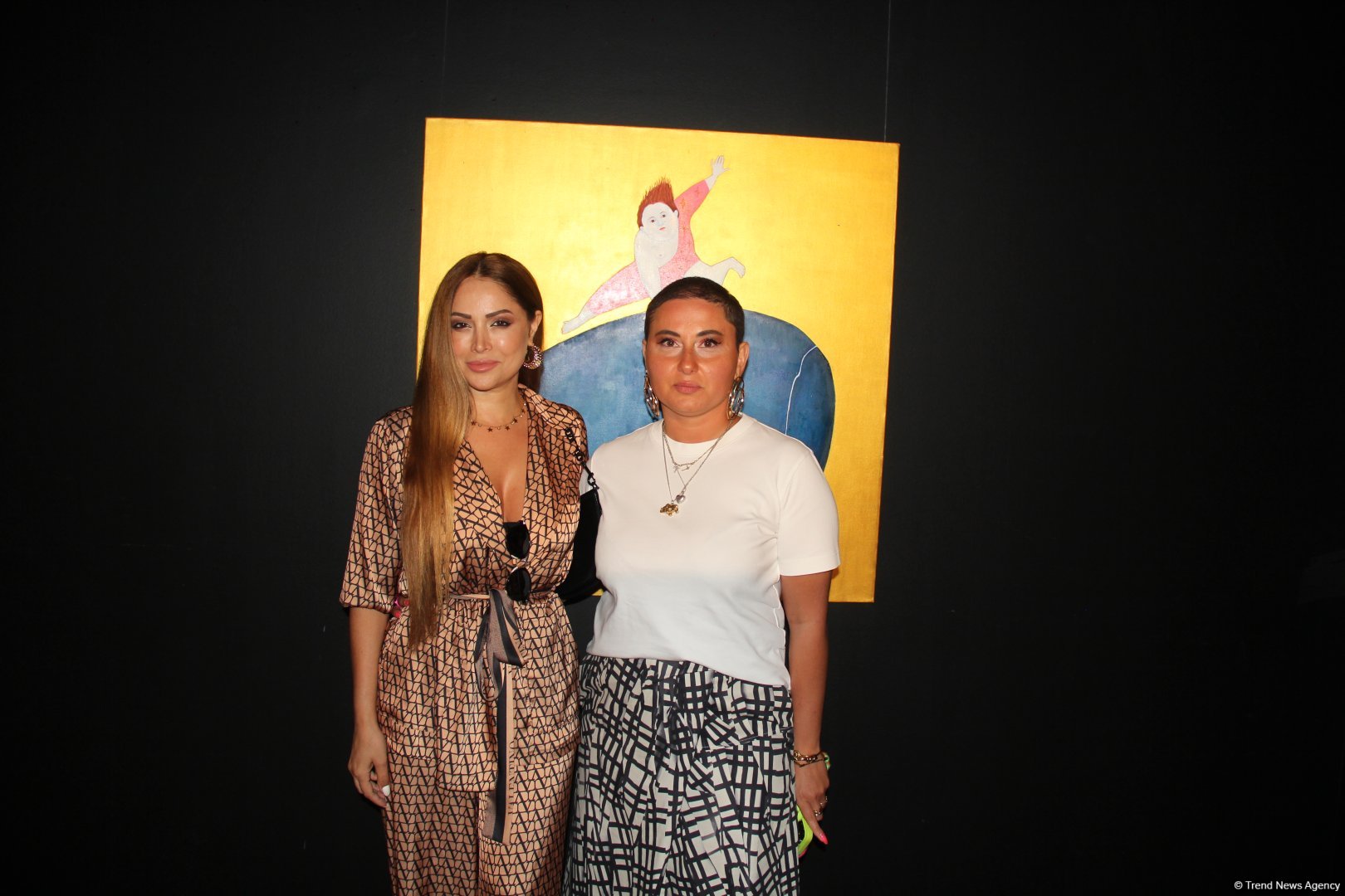 В Баку  открылась оригинальная экспозиция художницы из Грузии Барбары Асламази (ФОТО)