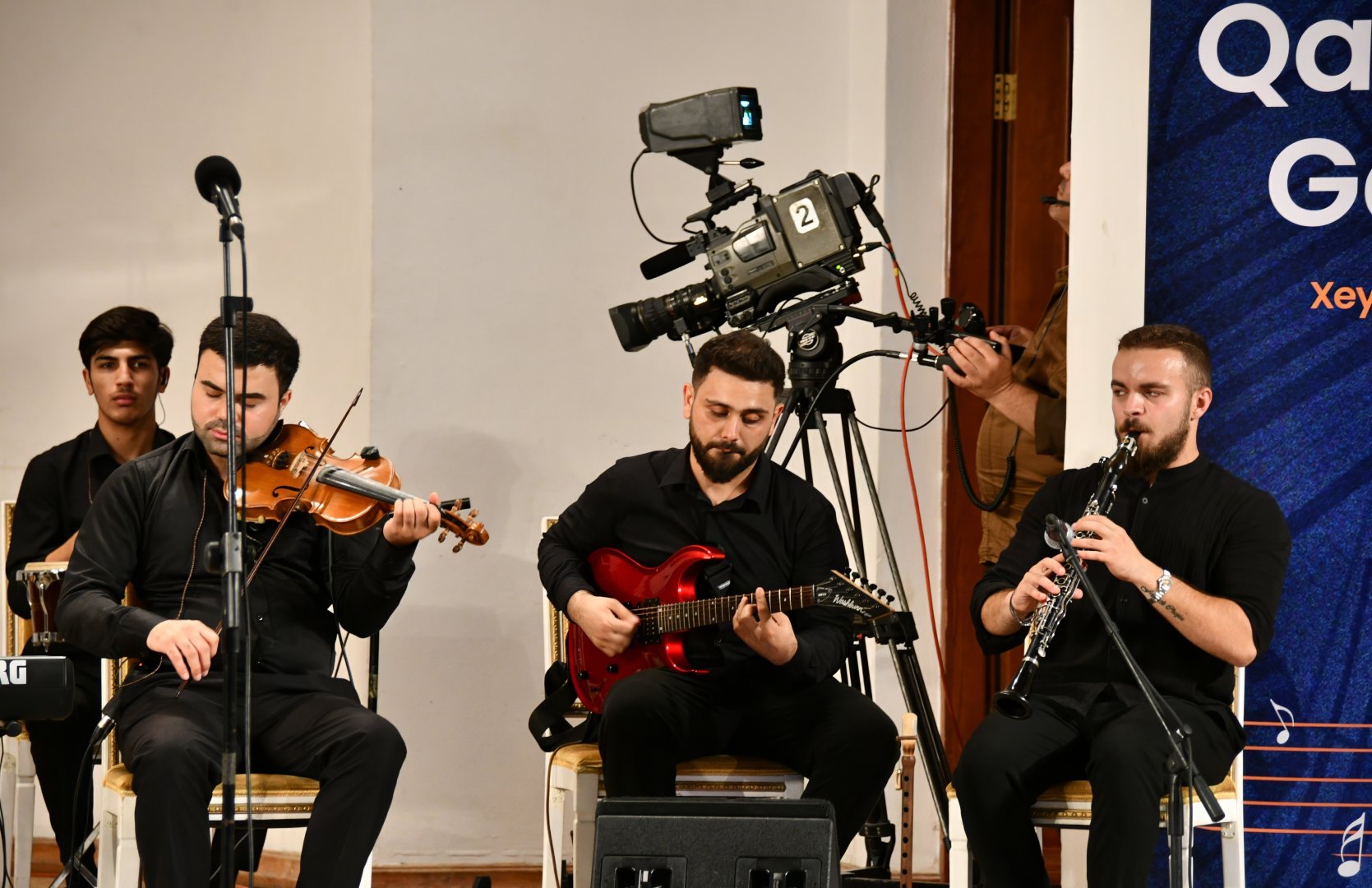 Энвер Садыгов и Эмиль Афрасияб выступили на благотворительном концерте "Карабахская ночь" (ФОТО)