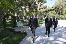 Президент Ильхам Алиев принял участие в открытии капитально реконструированного парка Нариманова в Баку (ФОТО)