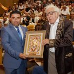 В Баку отметили 90-летие Союза писателей Азербайджана (ФОТО)