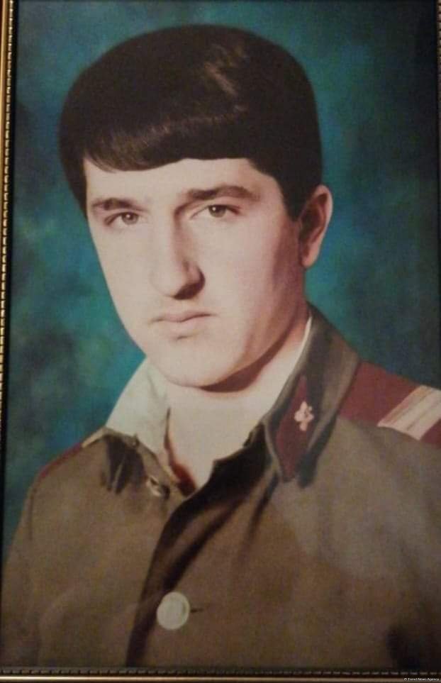 Останки пропавшего без вести 32 года шехида I Карабахской войны доставлены в Агдам (ФОТО)