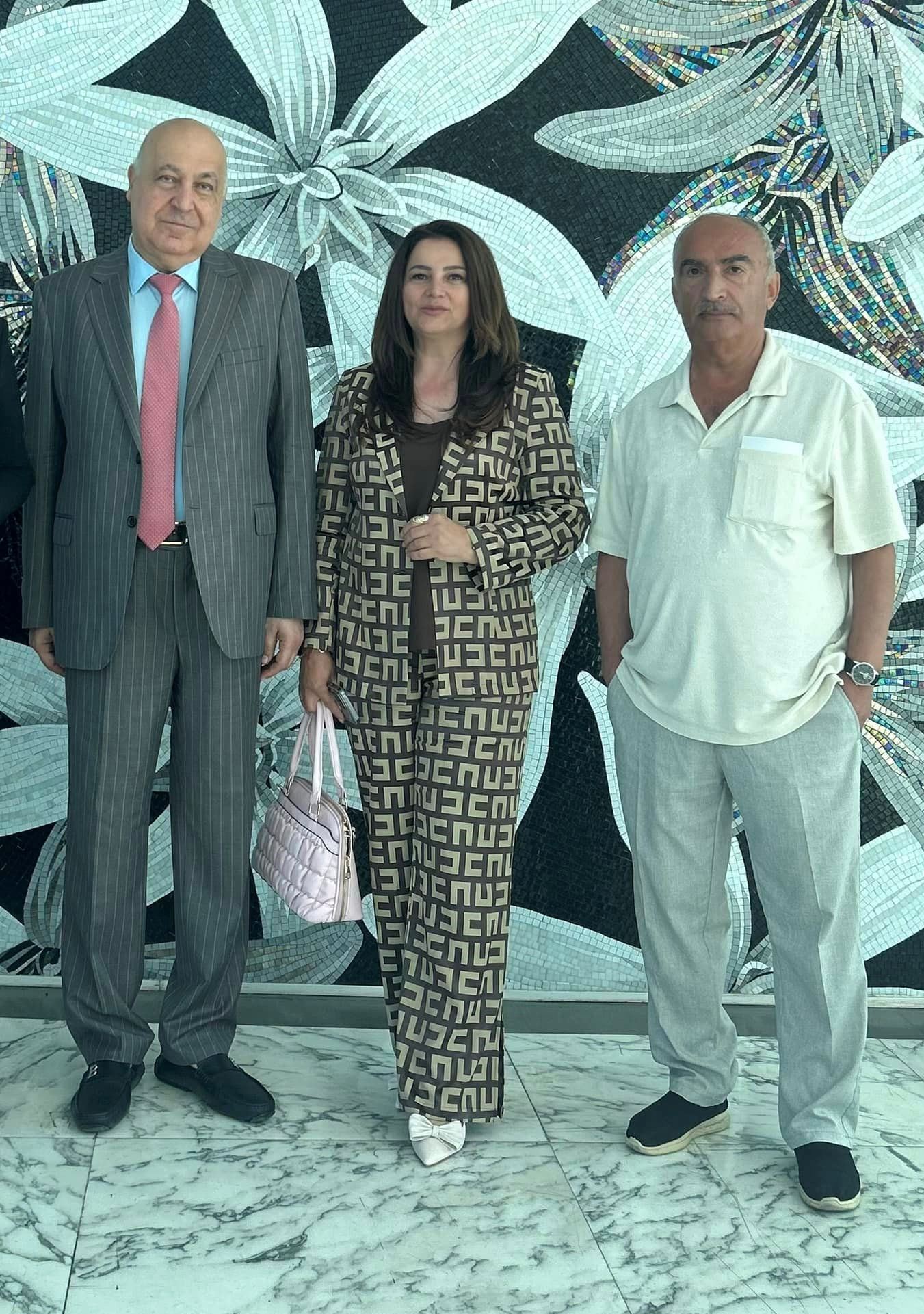 В Баку отметили 90-летие Союза писателей Азербайджана (ФОТО)