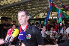 Азербайджанские баскетболистки, ставшие чемпионами Европы, вернулись на Родину (ФОТО)