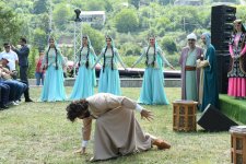 В рамках Дней поэзии Вагифа в Шуше представлена театральная композиция по произведениям Мухаммеда Физули (ФОТО)