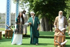 В рамках Дней поэзии Вагифа в Шуше представлена театральная композиция по произведениям Мухаммеда Физули (ФОТО)