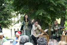 Премьерой спектакля "Путешествие с Вагифом" завершились Дни поэзии Вагифа в Шуше (ФОТО)