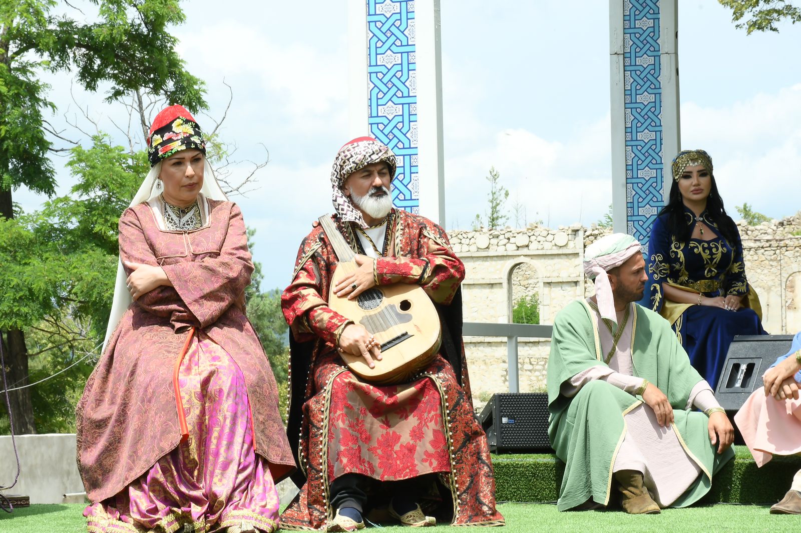 Премьерой спектакля "Путешествие с Вагифом" завершились Дни поэзии Вагифа в Шуше (ФОТО)