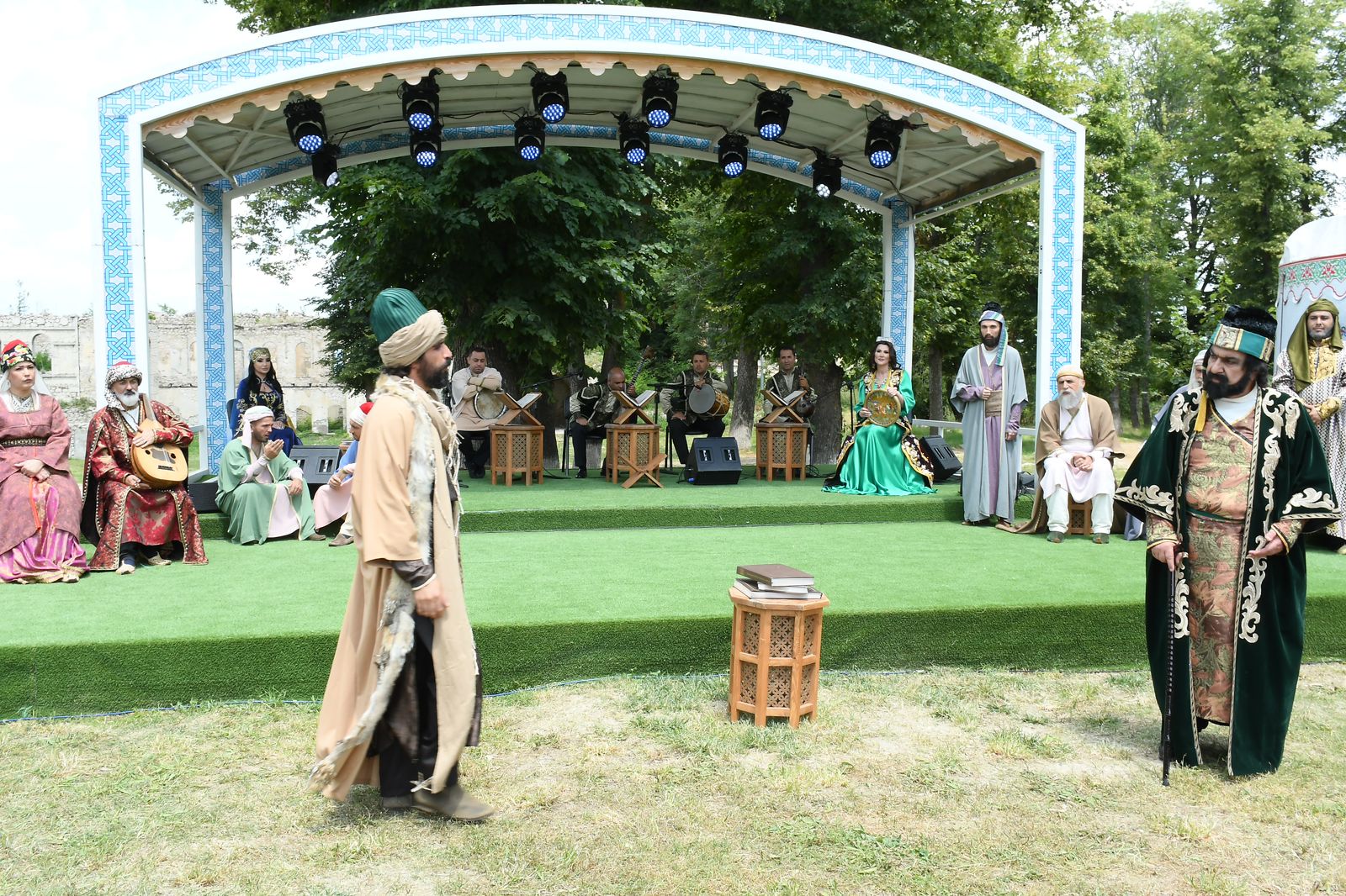 Премьерой спектакля "Путешествие с Вагифом" завершились Дни поэзии Вагифа в Шуше (ФОТО)