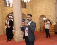 Участники глобального медиафорума прогулялись по городу Шуша (ФОТО)