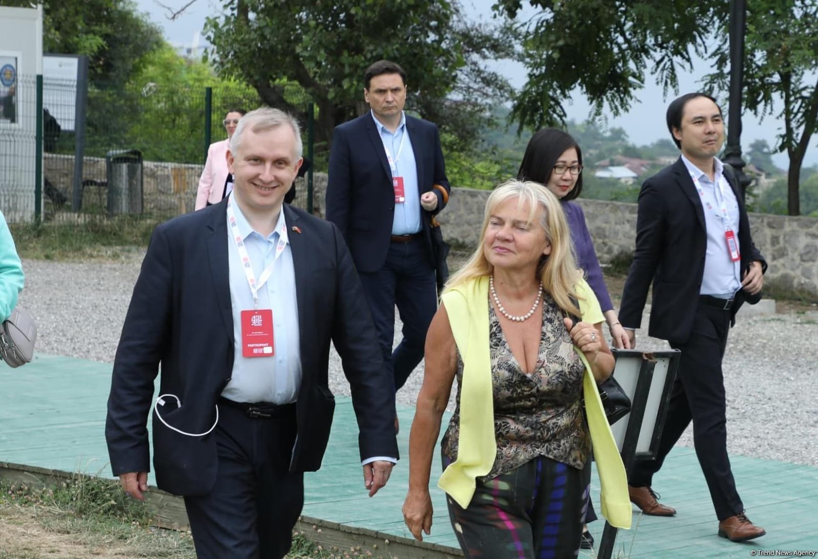 Участники глобального медиафорума прогулялись по городу Шуша (ФОТО)