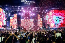 Феерическое открытие первого международного фестиваля Dream Fest в Баку с участием мировых звезд (ФОТО)