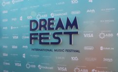 Феерическое открытие первого международного фестиваля Dream Fest в Баку с участием мировых звезд (ФОТО)