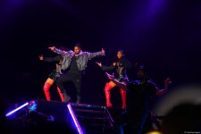 Феерическое открытие первого международного фестиваля Dream Fest в Баку с участием мировых звезд (ФОТО)