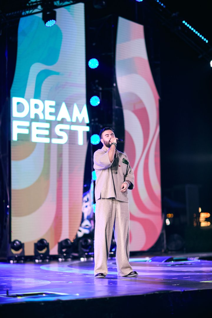 Феерическое открытие первого международного фестиваля Dream Fest в Баку с участием мировых звезд (ФОТО)