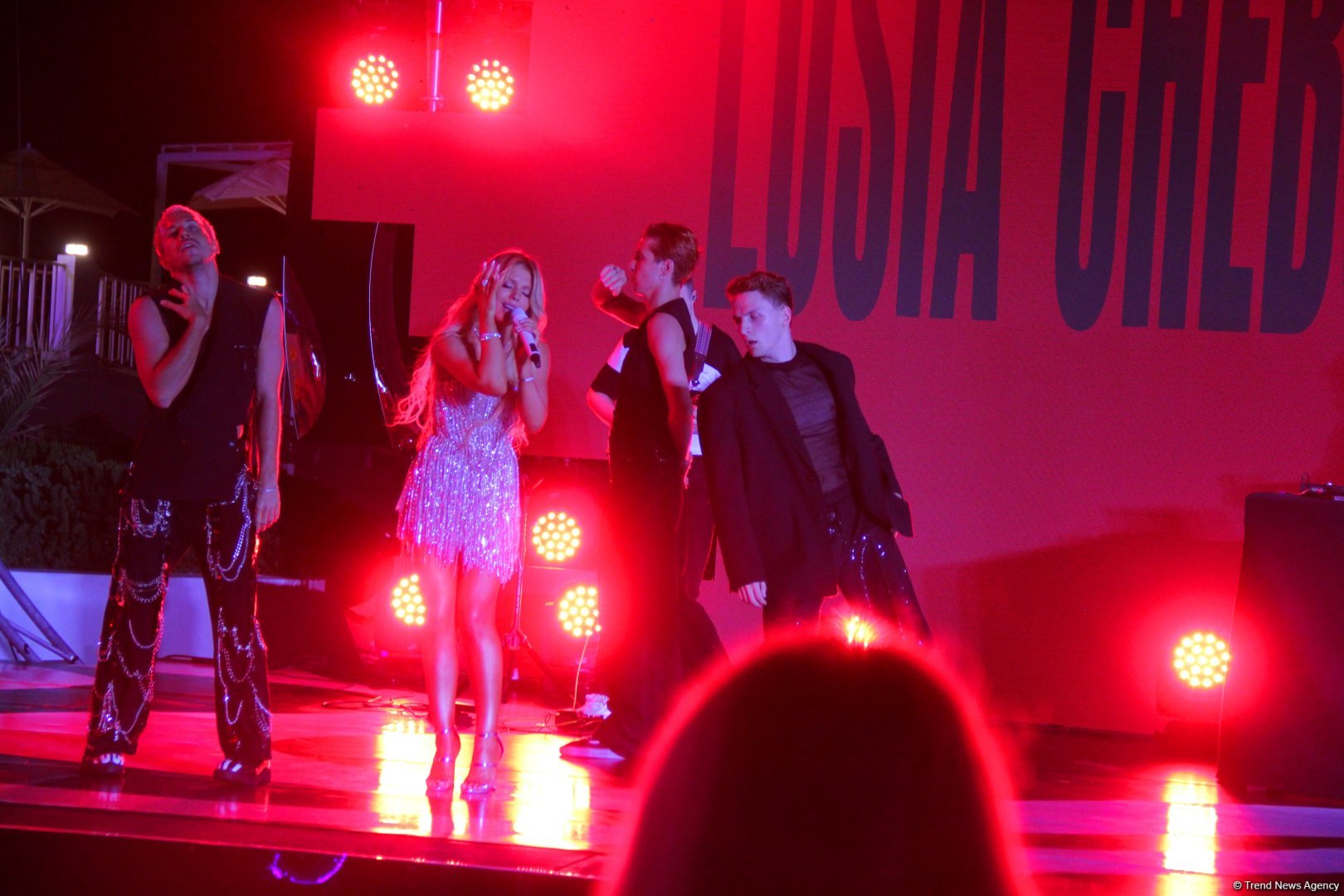 Феерическое открытие первого международного фестиваля Dream Fest в Баку с участием мировых звезд (ФОТО)