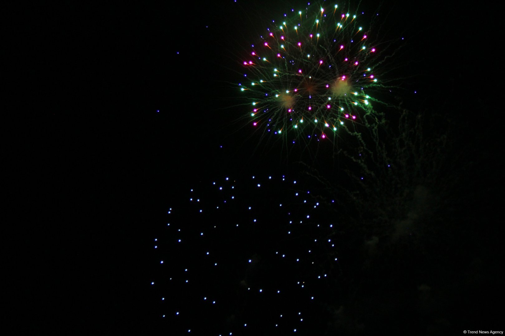 Феерическое открытие первого международного фестиваля Dream Fest в Баку с участием мировых звезд (ФОТО)