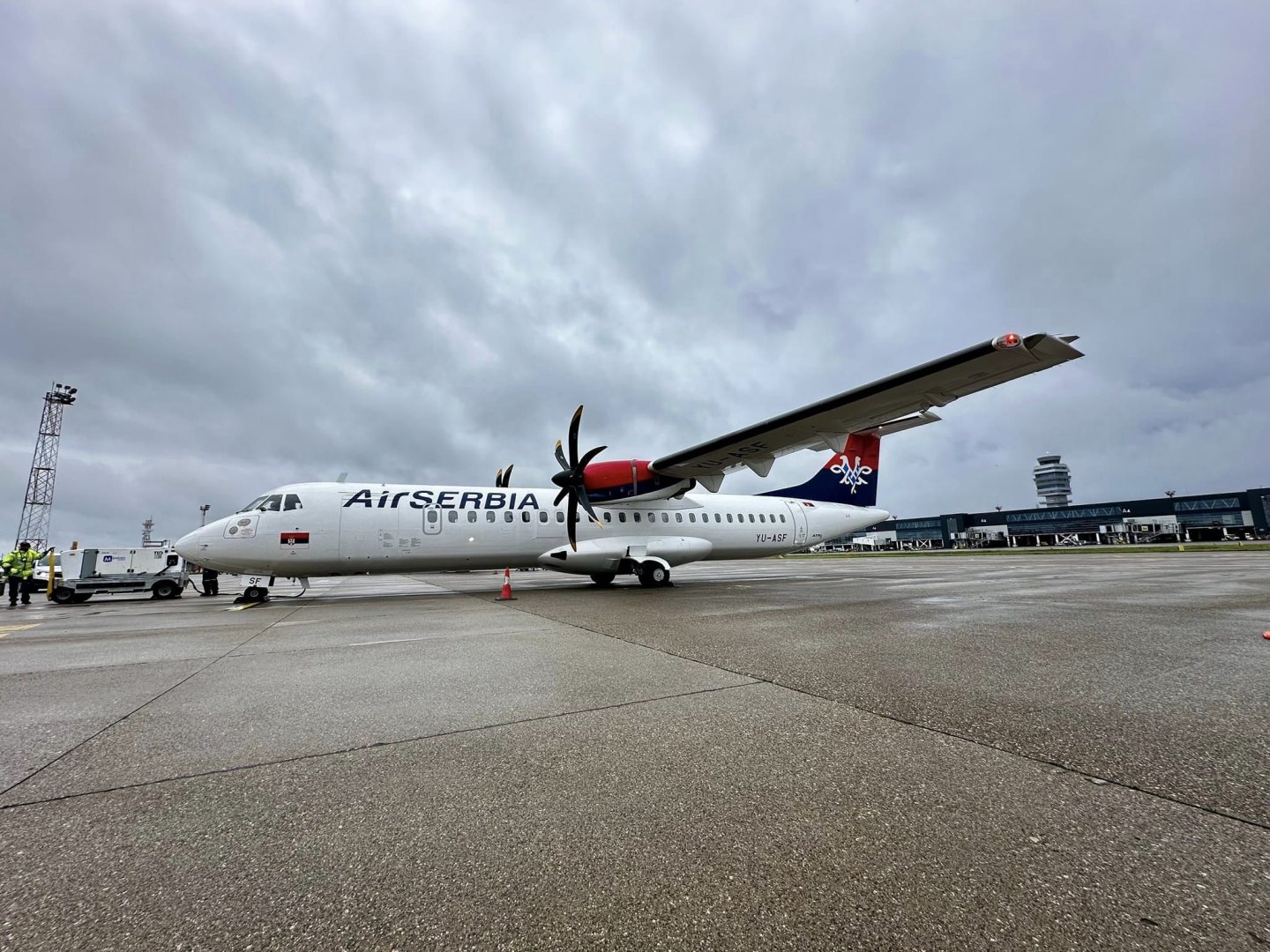 В этом году Air Serbia осуществит тестовый полет по маршруту Белград-Баку - министр
