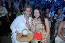 Невероятный драйв и ливень на Dream Fest в Баку - Thomas Anders, Dr.Alban, Leee John и другие звезды (ФОТО)