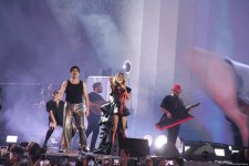 Невероятный драйв и ливень на Dream Fest в Баку - Thomas Anders, Dr.Alban, Leee John и другие звезды (ФОТО)