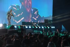 Невероятный драйв и ливень на Dream Fest в Баку - Thomas Anders, Dr.Alban, Leee John и другие звезды (ФОТО)