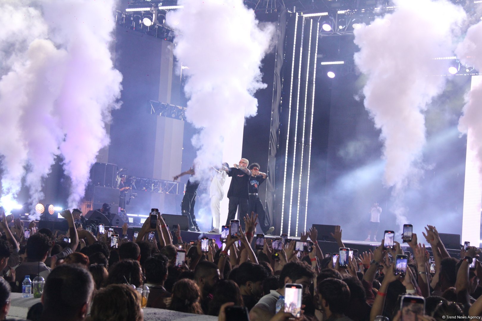 Невероятный драйв и ливень на Dream Fest в Баку - Thomas Anders, Dr.Alban, Leee John и другие звезды (ФОТО)