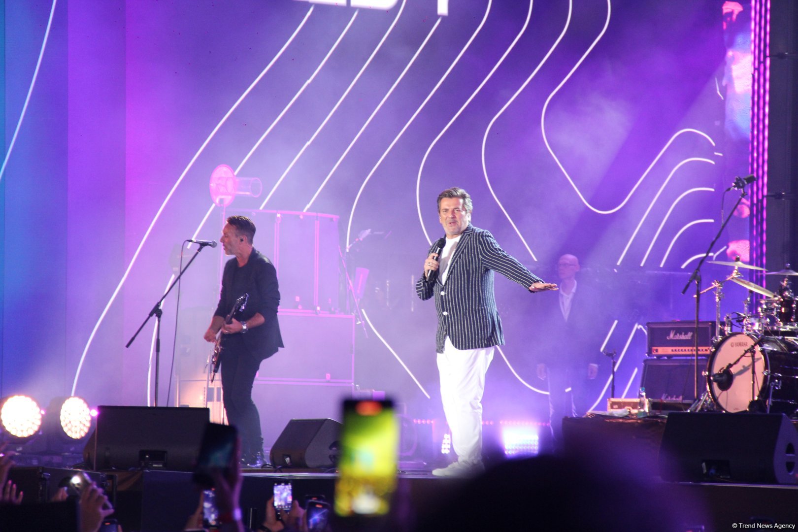 Невероятный драйв и ливень на Dream Fest в Баку - Thomas Anders, Dr.Alban, Leee John и другие звезды (ФОТО)