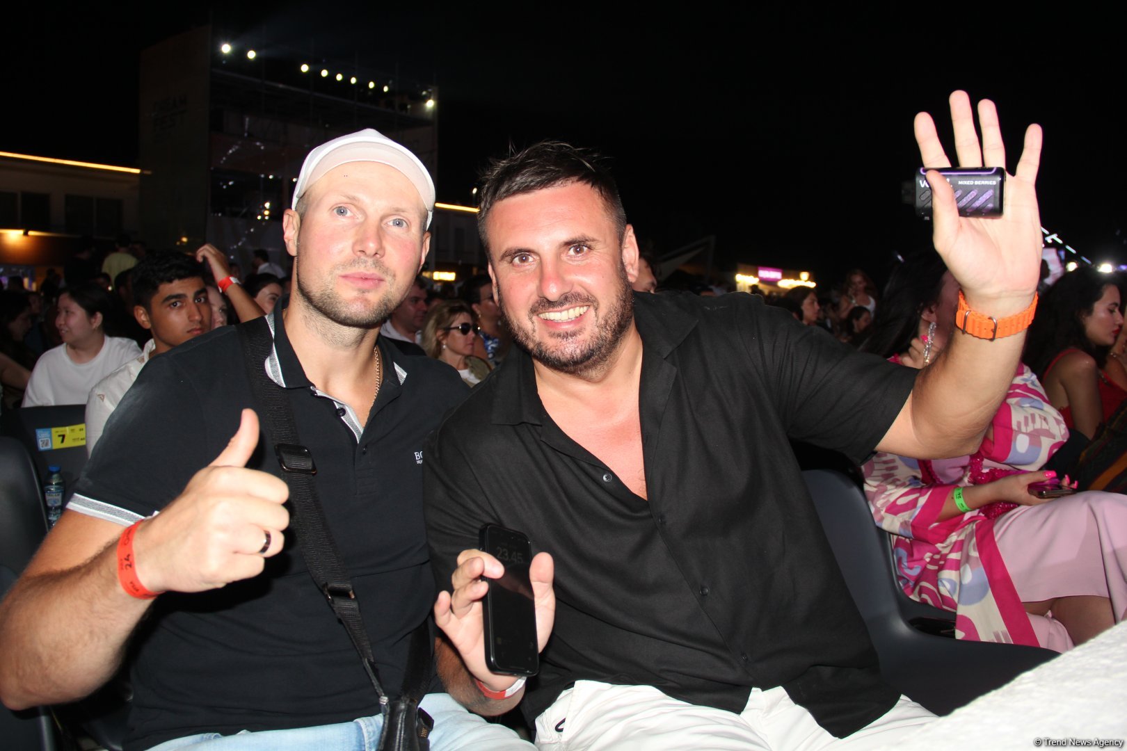 Невероятный драйв и ливень на Dream Fest в Баку - Thomas Anders, Dr.Alban, Leee John и другие звезды (ФОТО)