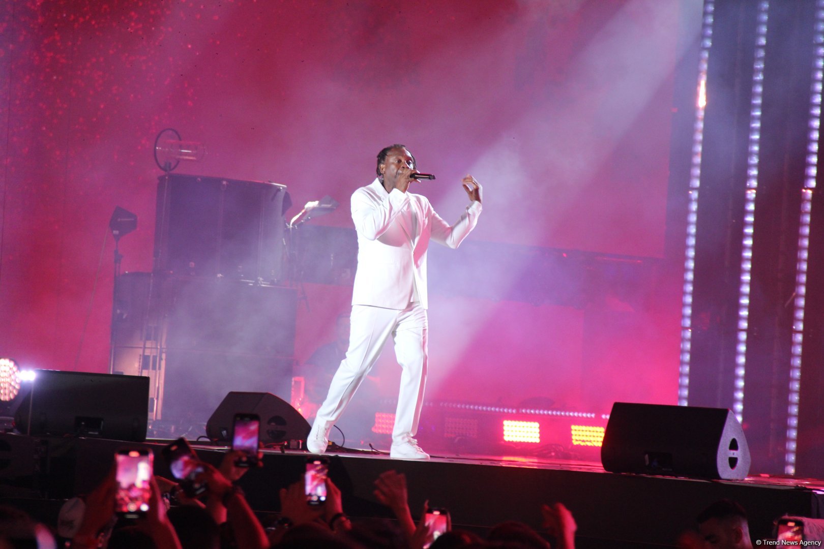 Невероятный драйв и ливень на Dream Fest в Баку - Thomas Anders, Dr.Alban, Leee John и другие звезды (ФОТО)