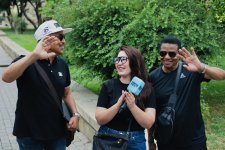 Братья Майкла Джексона совершили прогулку по Баку (ФОТО)