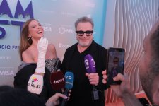 Красная дорожка Dream Fest в Баку - позитивные Arabesque, Efendi со звездной короной и другие знаменитости (ФОТО)