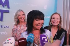 Красная дорожка Dream Fest в Баку - позитивные Arabesque, Efendi со звездной короной и другие знаменитости (ФОТО)