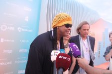 Красная дорожка Dream Fest в Баку - позитивные Arabesque, Efendi со звездной короной и другие знаменитости (ФОТО)