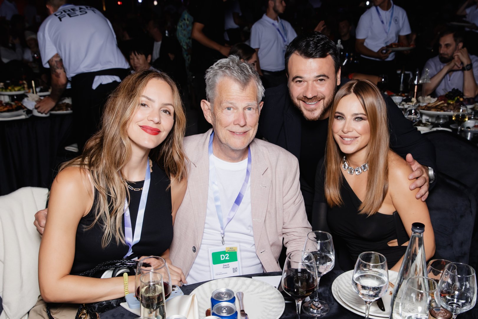 Легендарный Энгельберт Хампердинк, братья Майкла Джексона, CC Catch и другие звезды на  грандиозном вечере Dream Fest в Баку (ФОТО)