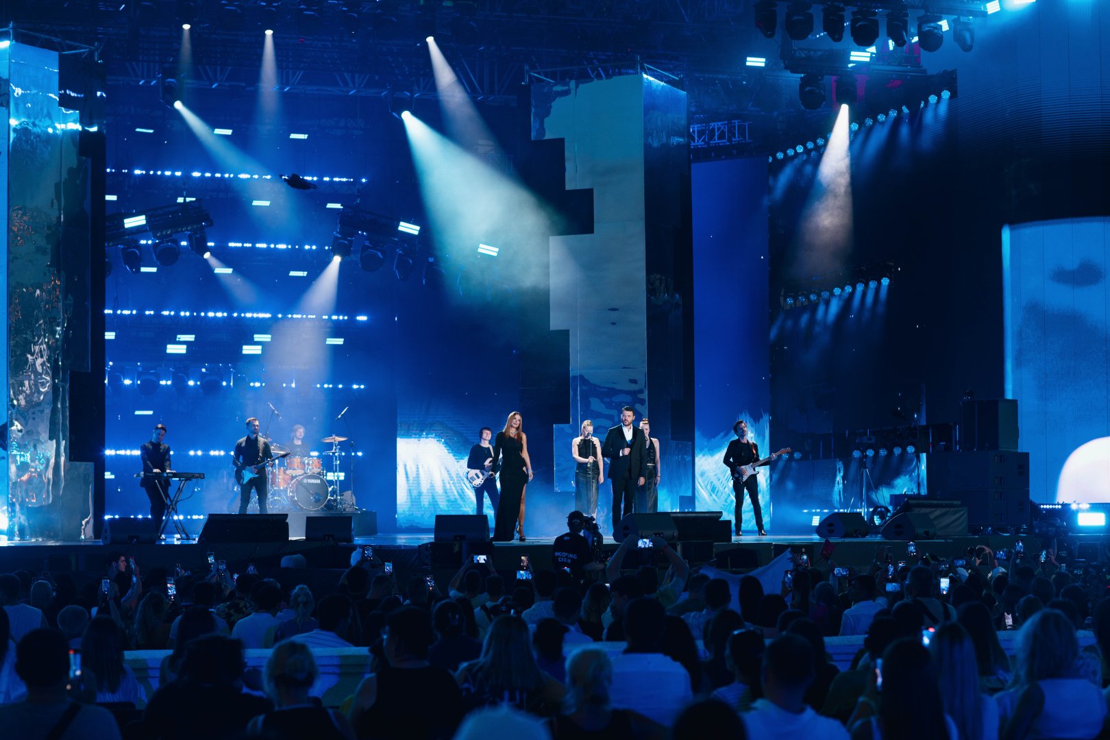 Легендарный Энгельберт Хампердинк, братья Майкла Джексона, CC Catch и другие звезды на  грандиозном вечере Dream Fest в Баку (ФОТО)