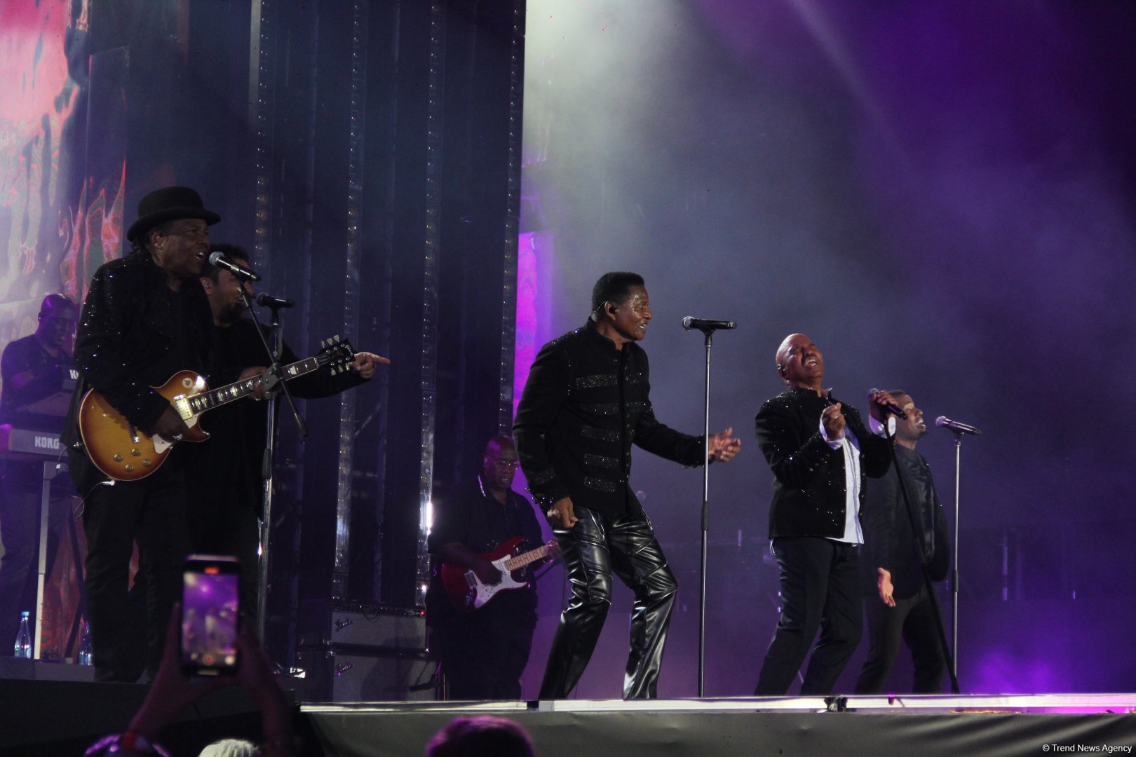 Легендарный Энгельберт Хампердинк, братья Майкла Джексона, CC Catch и другие звезды на  грандиозном вечере Dream Fest в Баку (ФОТО)